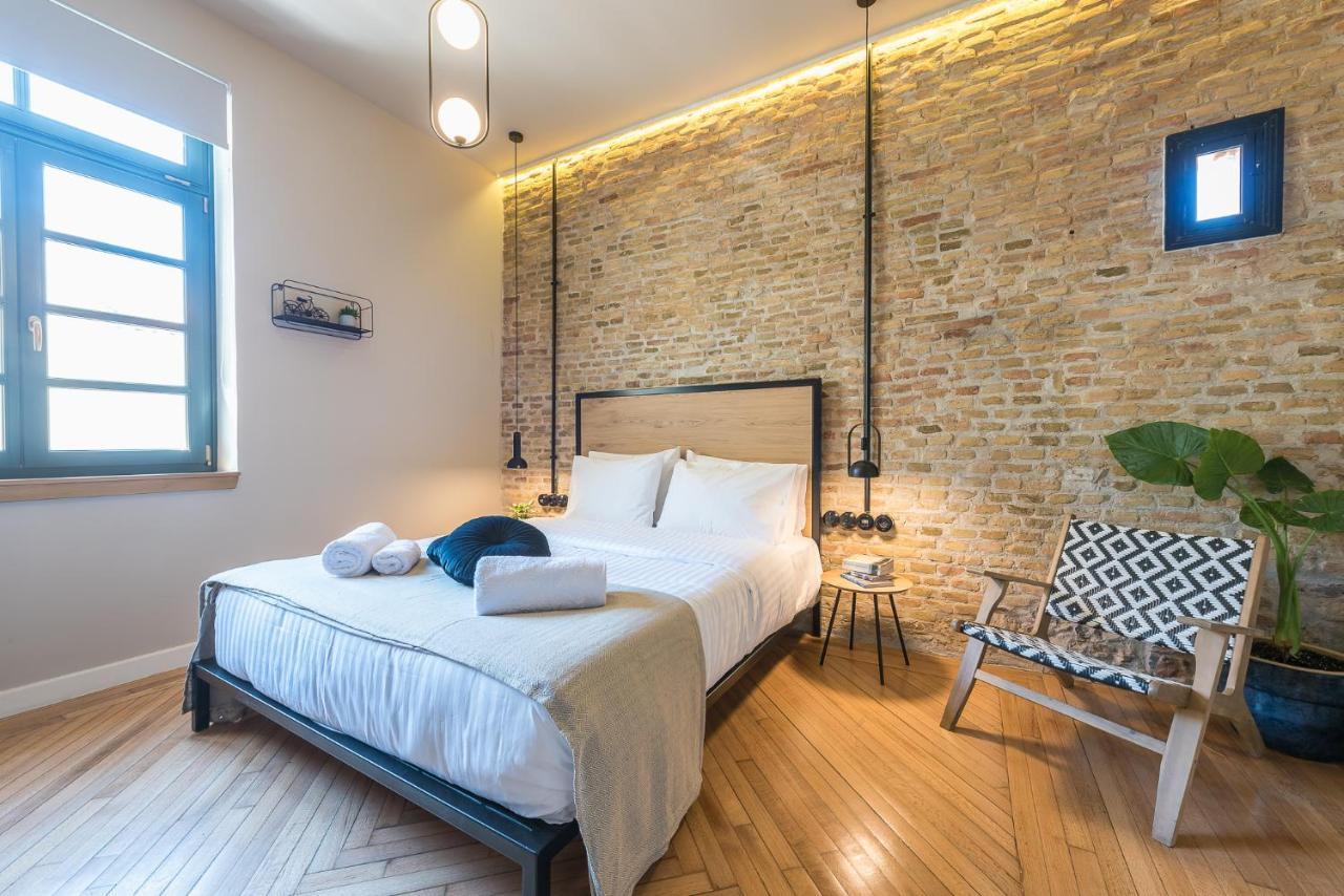 Hotel Moon And Stars Ateny Zewnętrze zdjęcie